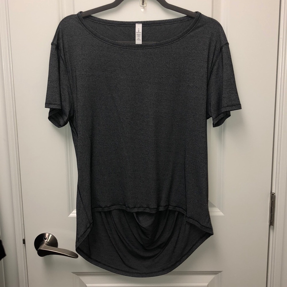 Women’s Lululemon Gray Short Sleeve Tee